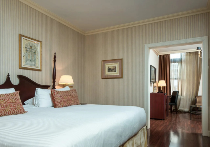 Avalon Hotel