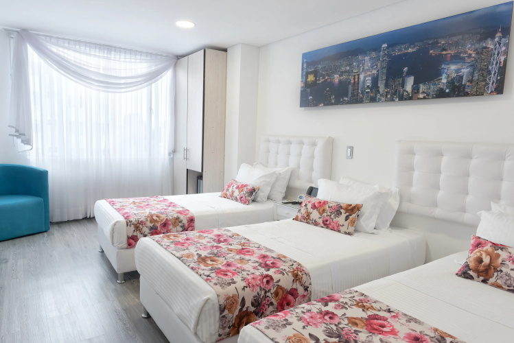 Hotel Arvut Collection