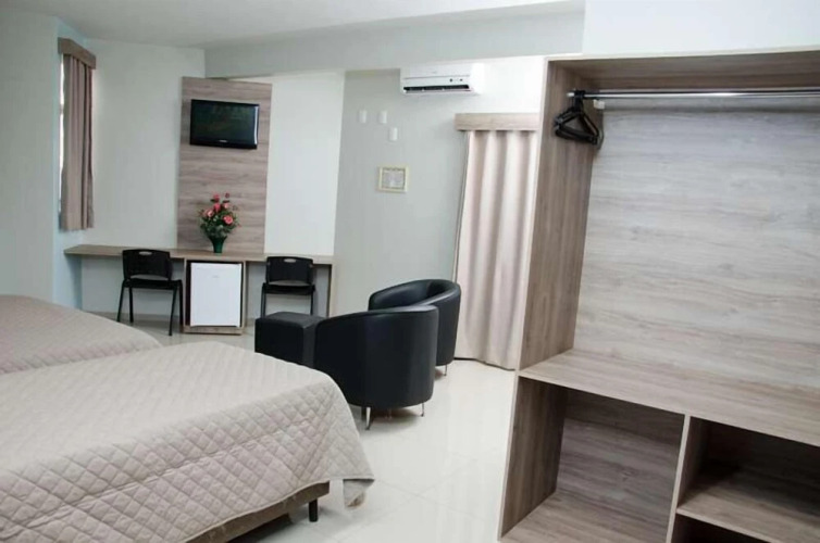 Serras HotelOver view