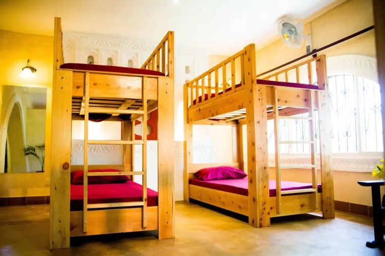 Footprints House