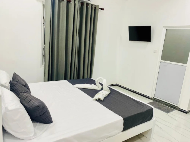 Hotel Jay R