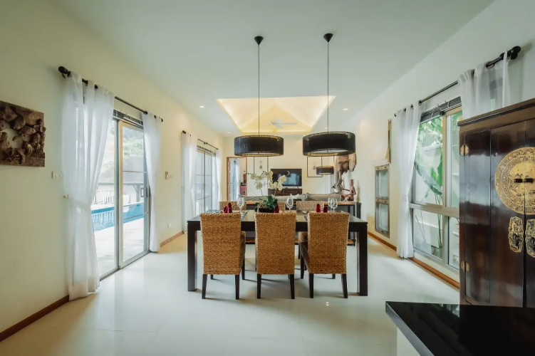 Ivory Pool Villa in Nai Harn Villa