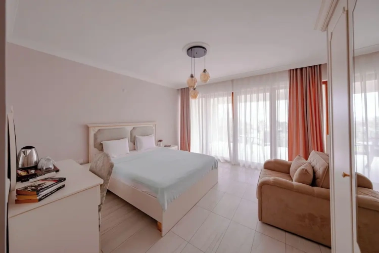 Standard room with balcony and with sea view