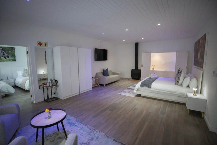 Standard Quadruple Family room