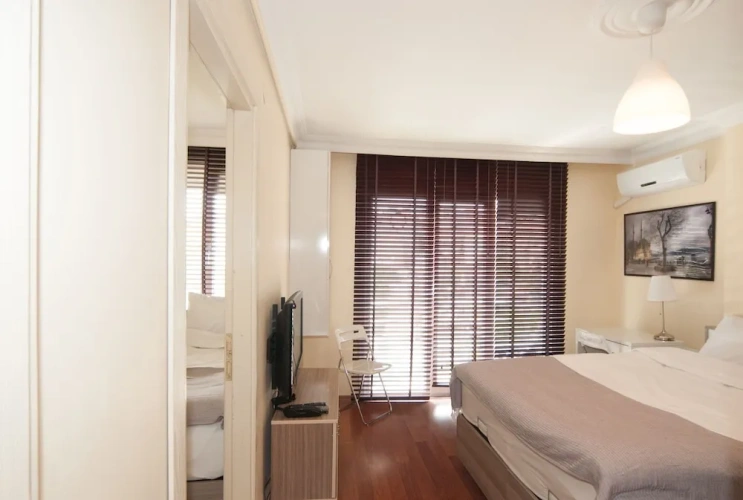 Deluxe Single room
