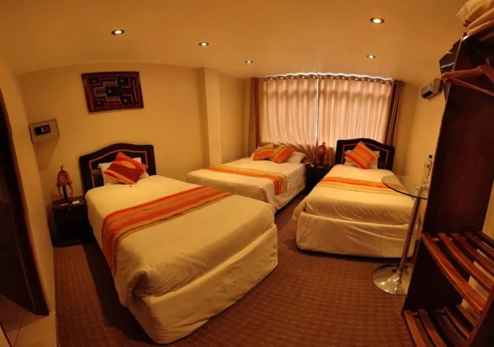 Classic Quadruple room