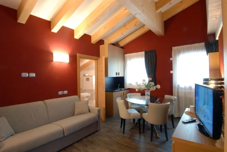 Suite with balcony
