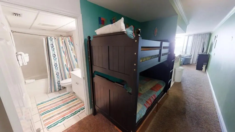 Emerald Beach 1535