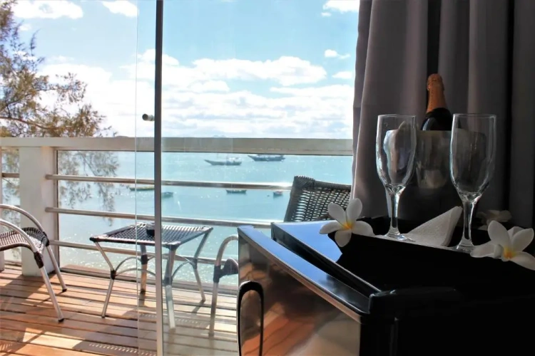 Deluxe Double room with balcony and with sea view