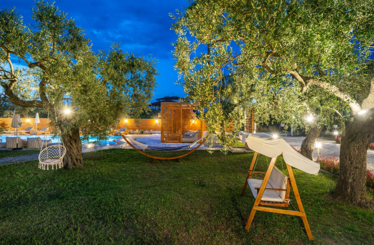 Nefeli Fresh Hotel