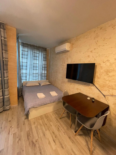 Colonel apartment 847