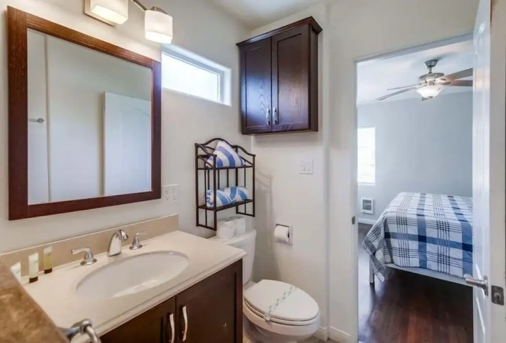Standard Double room with city view