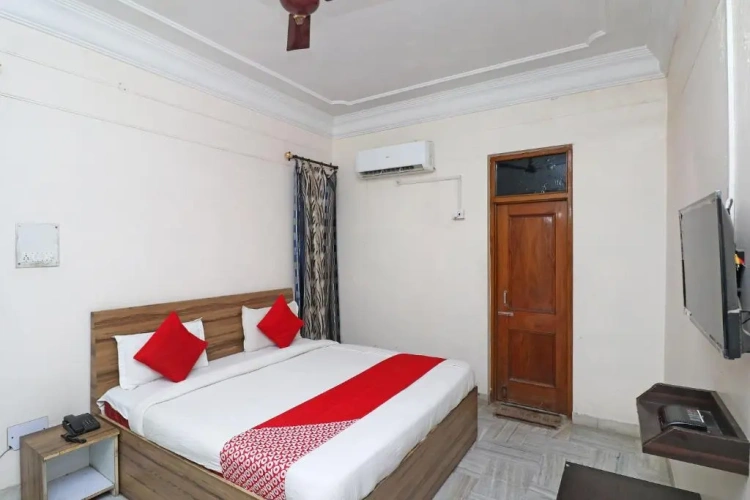 Classic Triple room