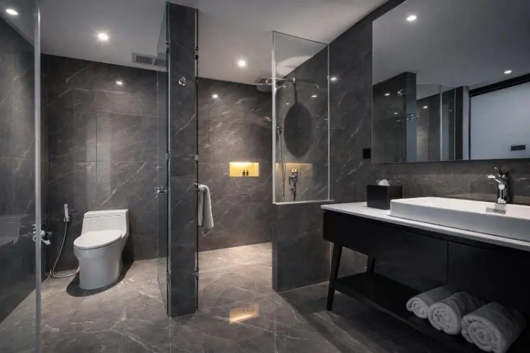 Grand room