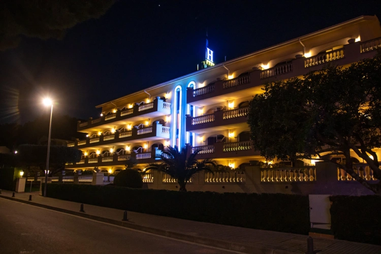 Van der Valk Hotel Barcarola