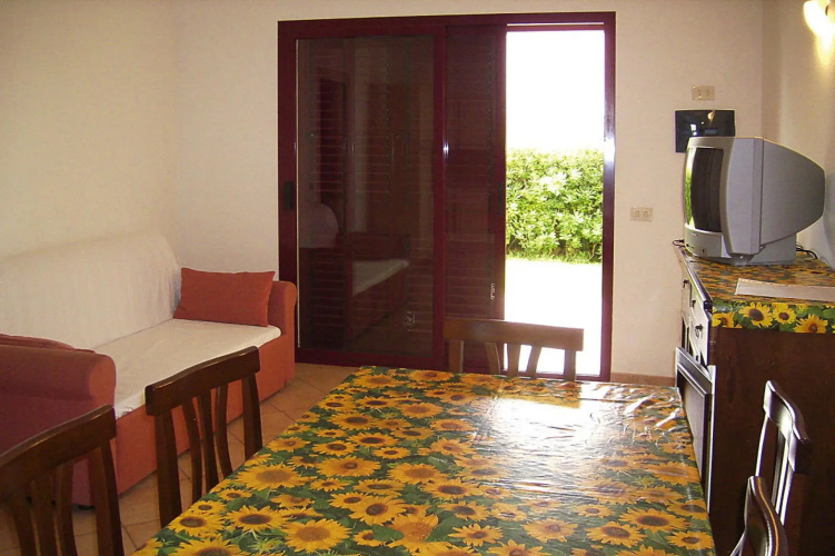 Apartment in Monte Petrosu with terrace