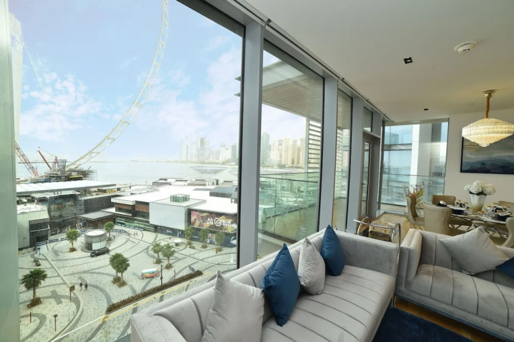 4BR Apt on Bluewater Island