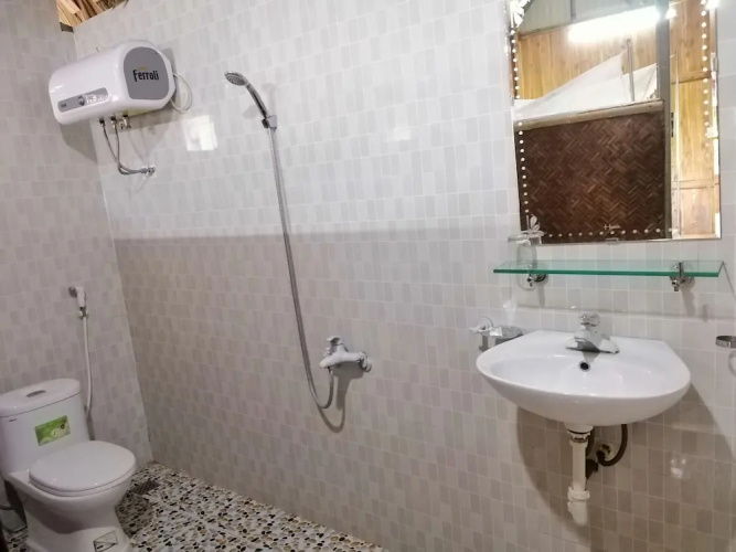 Cuc Phuong Hotel