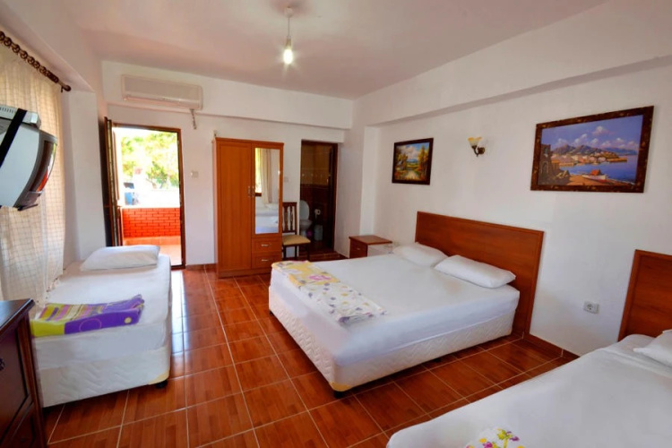 Ceylan Hotel Palamutbuku