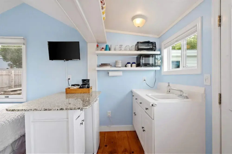 Shore Delight Studio for 2!