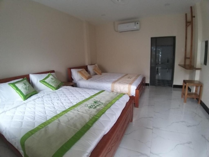 Standard Quadruple room with balcony