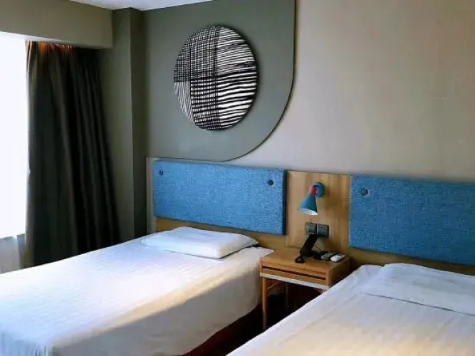 Ting Hotel