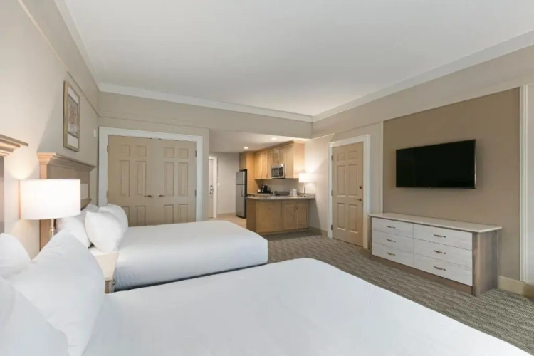 Deluxe Quadruple room