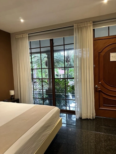 Deluxe Single room