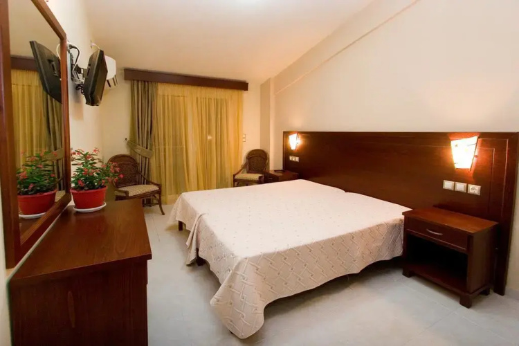 Hotel Viana