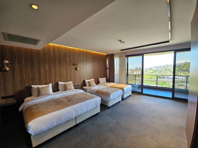 Standard Quadruple room with river view