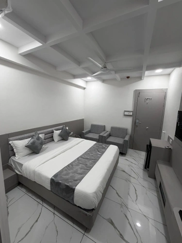 Deluxe Double room with city view