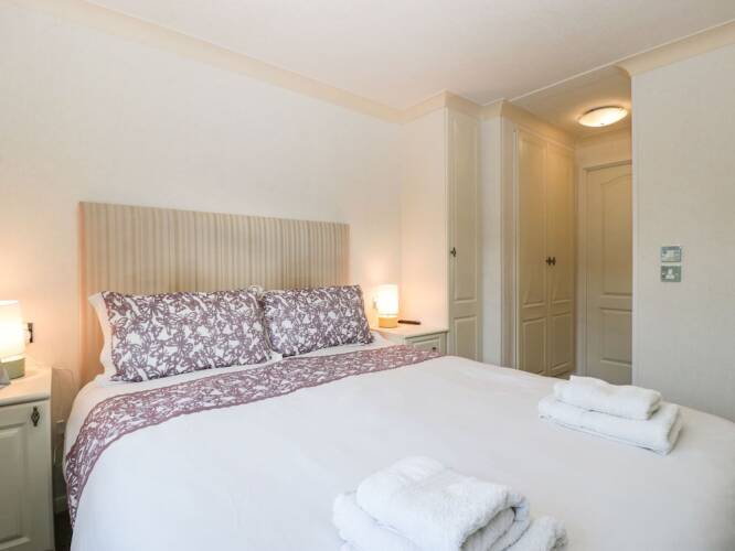 Blenheim LodgeOver view