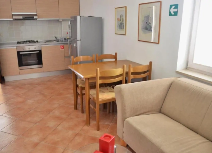 2 Bedrooms Apartment