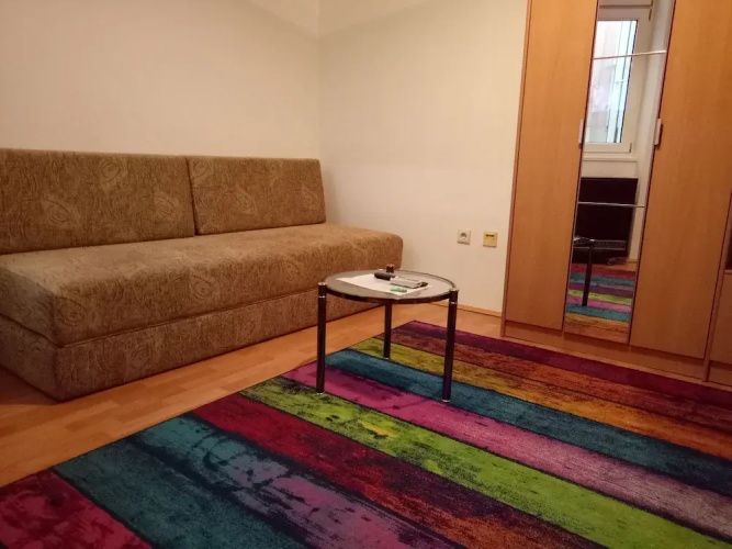 Kiwi Apartment
