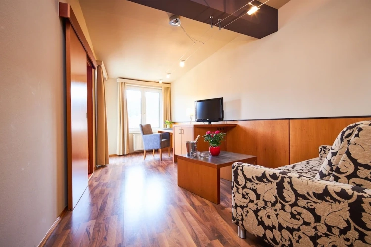 Suite with balcony