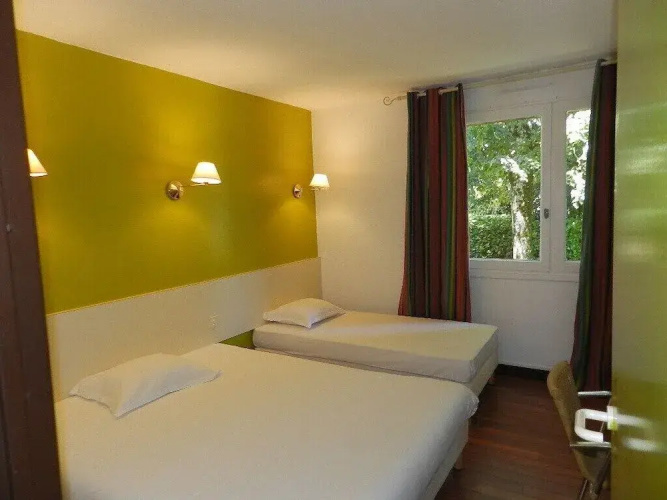 Les Provinciales Hotel & Restaurent