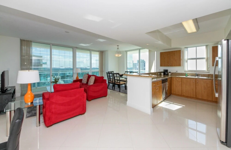 Bluebird Suites in Brickell