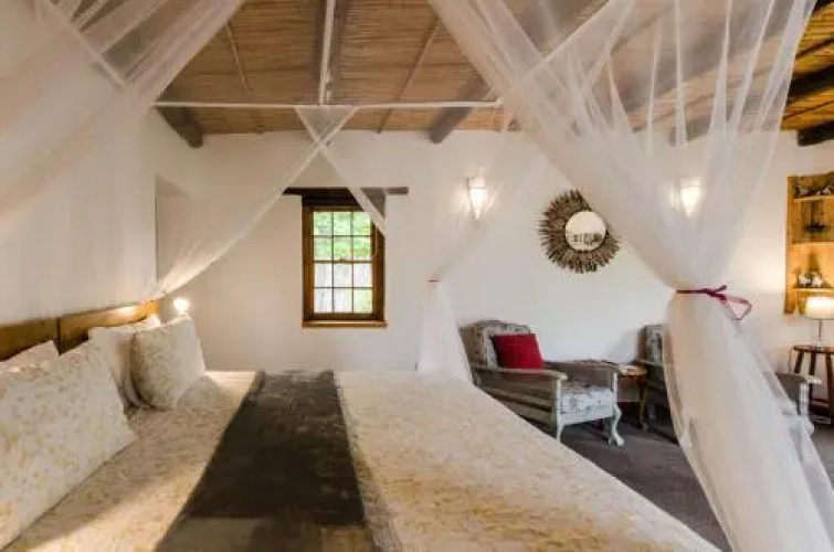 Ella's Country House