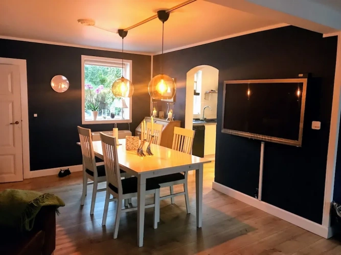 3 Bedrooms Villa with garden view