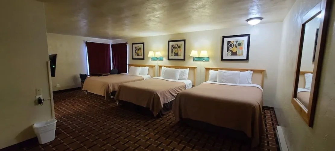 Standard Triple Family room