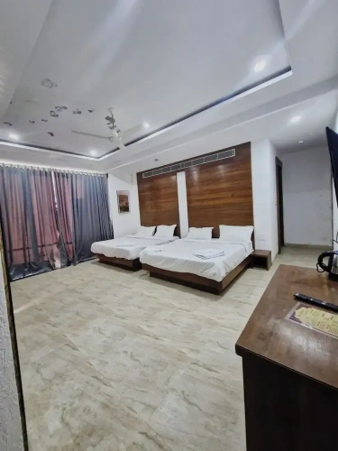 Standard Quadruple Family room