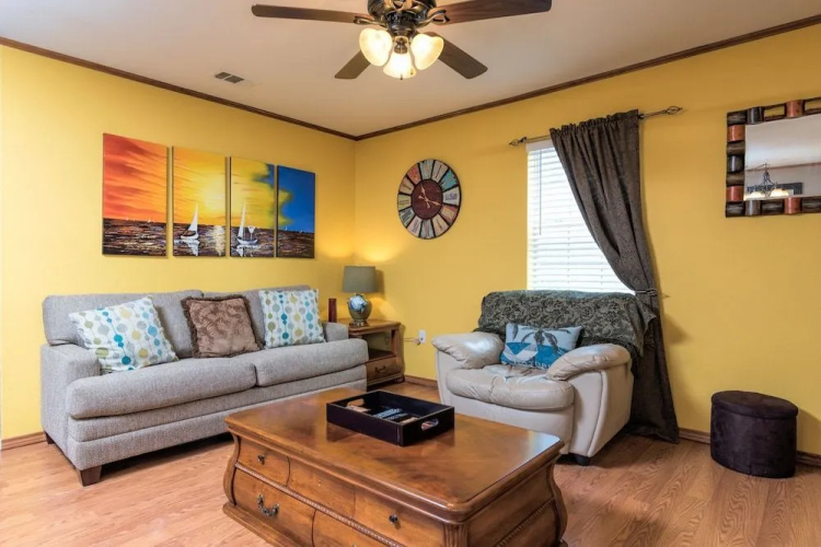 112 E Amberjack Duplex #1-2 - 6 Br apts by RedAwning