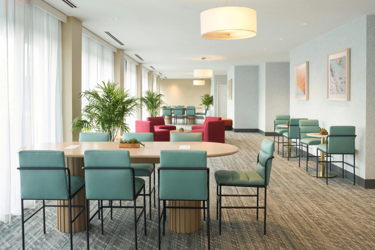 DoubleTree by Hilton Miami North I-95 photo 18