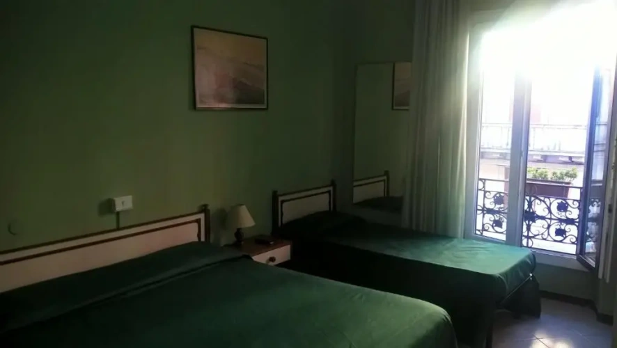 Triple room