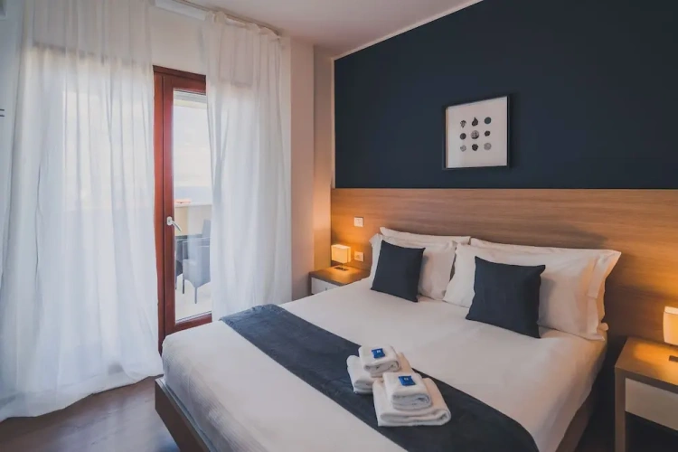 Superior Double room with balcony and with sea view