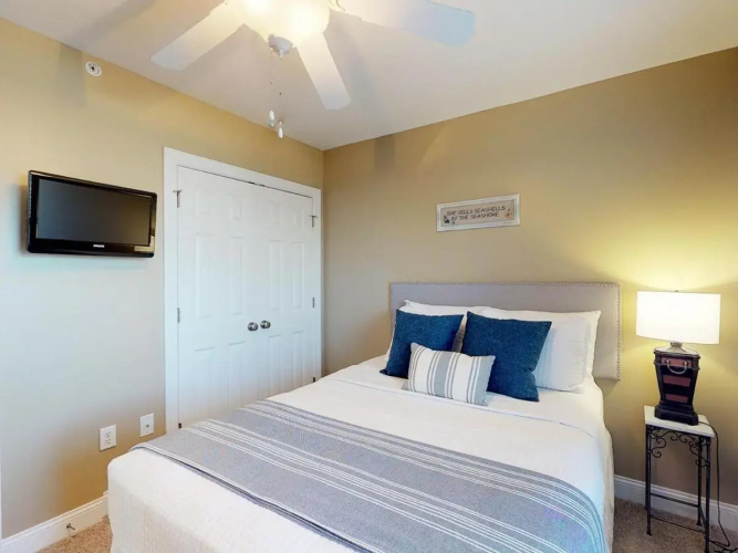 Silver Shores Unit 8
