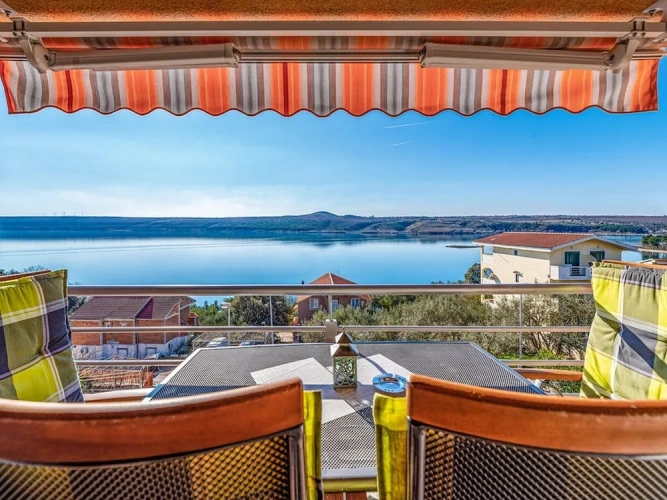 1 Bedroom Apartment with balcony