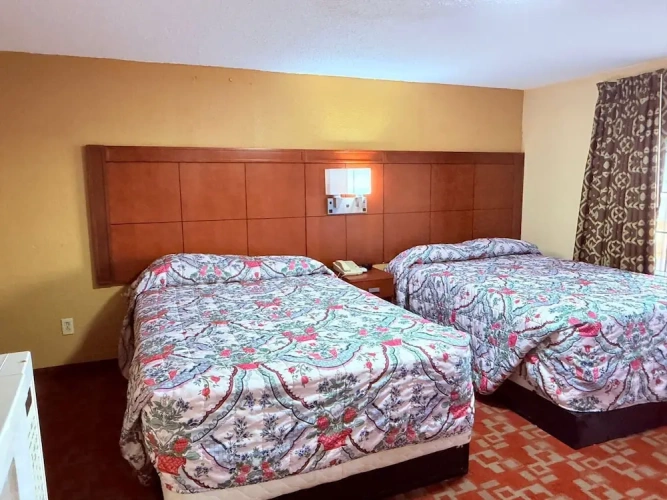 Economy Quadruple room