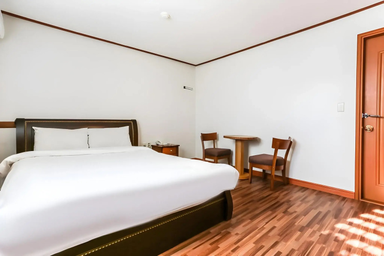 Huesik Hotel Sydney
