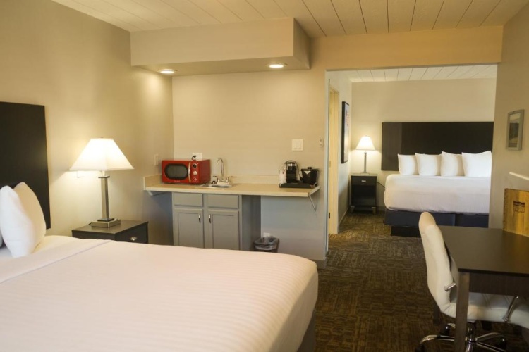 Double Suite